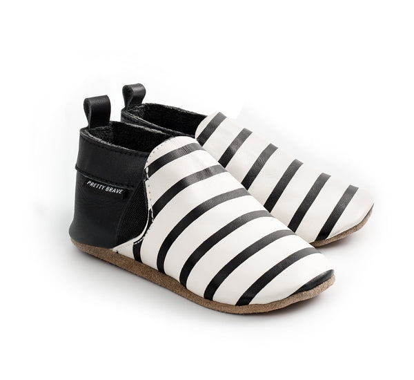 Pretty Brave - Slip-on Black White Stripe